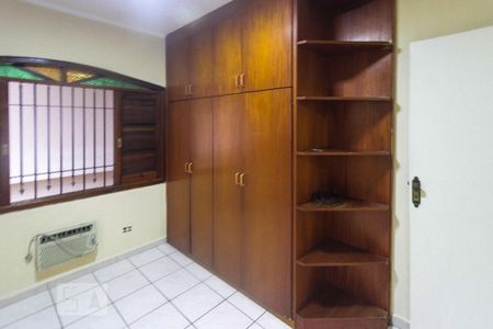 Casa para alugar com 149m², 4 quartos e 2 vagasQuarto 03