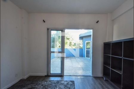 Casa à venda com 300m², 3 quartos e 2 vagasSuíte 03