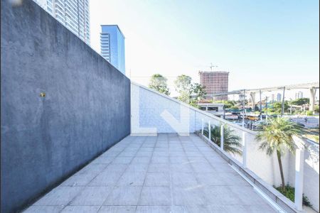 Casa à venda com 300m², 3 quartos e 2 vagasVaranda Suíte 01