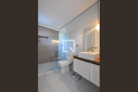 Casa à venda com 300m², 3 quartos e 2 vagasBanheiro Suíte 02