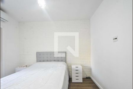 Casa à venda com 300m², 3 quartos e 2 vagasSuíte 02