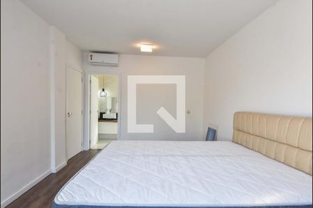 Casa à venda com 300m², 3 quartos e 2 vagasSuíte 01