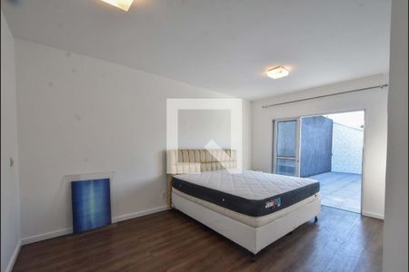 Casa à venda com 300m², 3 quartos e 2 vagasSuíte 01