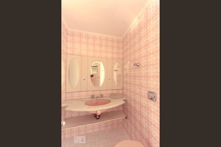 Apartamento para alugar com 103m², 3 quartos e 1 vaga Apartamento para alugar com 103m², 3 quartos e 1 vagaBanheiro
