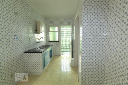 Cozinha de apartamento para alugar com 3 quartos, 103m² em Centro Histórico, Porto Alegre