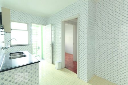 Cozinha de apartamento para alugar com 3 quartos, 103m² em Centro Histórico, Porto Alegre