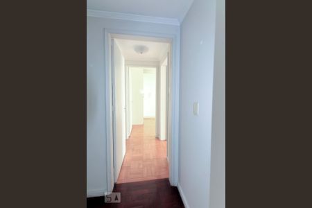 Corredor de apartamento para alugar com 3 quartos, 103m² em Centro Histórico, Porto Alegre