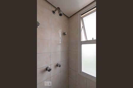 Apartamento para alugar com 100m², 2 quartos e 2 vagas Apartamento para alugar com 100m², 2 quartos e 2 vagasBanheiro da Suíte 1