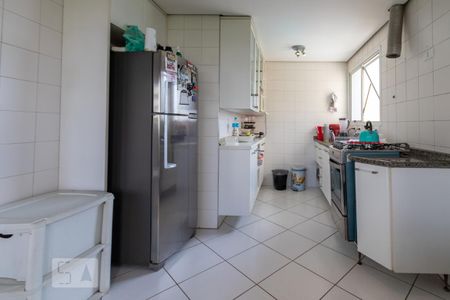 Apartamento para alugar com 100m², 2 quartos e 2 vagas Apartamento para alugar com 100m², 2 quartos e 2 vagasCozinha