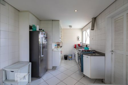 Apartamento para alugar com 100m², 2 quartos e 2 vagas Apartamento para alugar com 100m², 2 quartos e 2 vagasCozinha