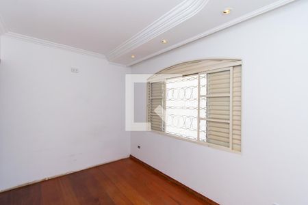 Quarto de casa para alugar com 3 quartos, 200m² em Vila Ema, São Paulo