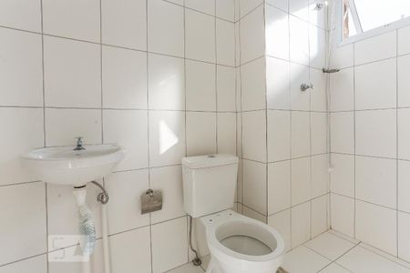 Banheiro de kitnet/studio para alugar com 1 quarto, 25m² em Vila Butantã, São Paulo