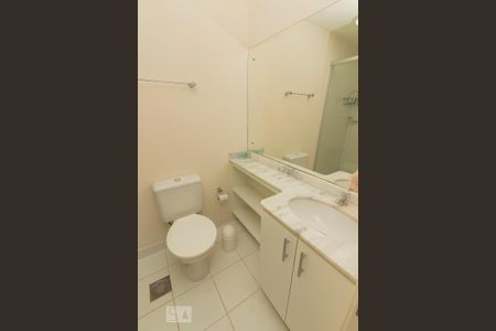 Apartamento para alugar com 66m², 2 quartos e 1 vaga Apartamento para alugar com 66m², 2 quartos e 1 vagaBanheiro