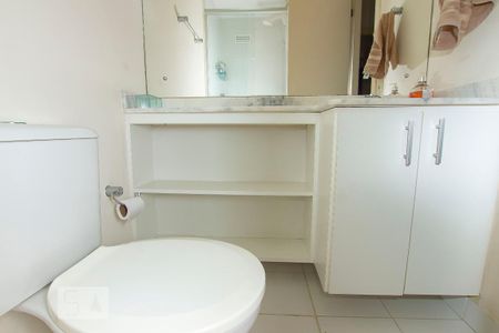 Apartamento para alugar com 66m², 2 quartos e 1 vaga Apartamento para alugar com 66m², 2 quartos e 1 vagaBanheiro