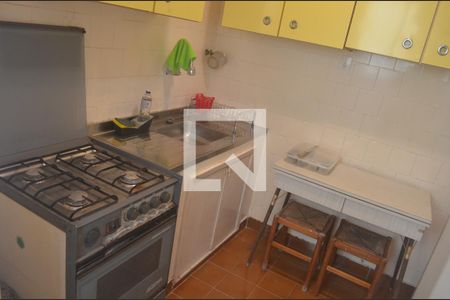 Apartamento para alugar com 55m², 2 quartos e 2 vagasCozinha