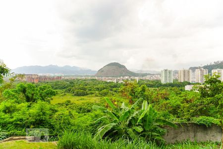 Casa de condomínio à venda com 366m², 5 quartos e 4 vagas Casa de condomínio à venda com 366m², 5 quartos e 4 vagasVista da Área Comum