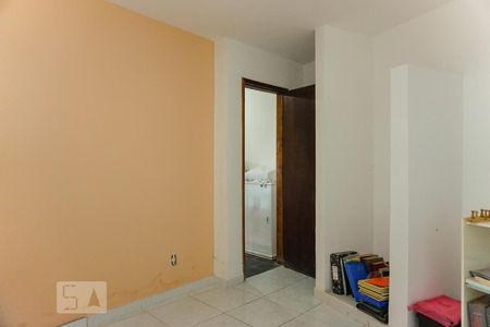 Casa de condomínio à venda com 366m², 5 quartos e 4 vagas Casa de condomínio à venda com 366m², 5 quartos e 4 vagasQuarto 4