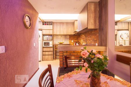 Casa à venda com 90m², 3 quartos e 1 vaga Casa à venda com 90m², 3 quartos e 1 vagaCozinha