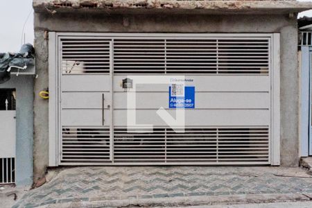 Fachada de casa para alugar com 1 quarto, 30m² em Jardim Líbano, São Paulo