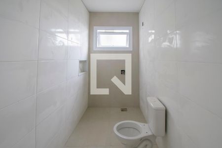 Casa de condomínio à venda com 240m², 4 quartos e 3 vagasBanheiro da Suíte 1