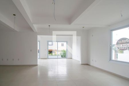 Sala de casa de condomínio para alugar com 4 quartos, 240m² em Hípica, Porto Alegre