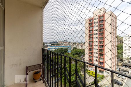 Apartamento à venda com 64m², 2 quartos e 1 vagaVaranda