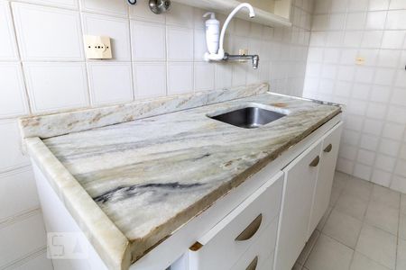 Apartamento à venda com 64m², 2 quartos e 1 vagaCozinha