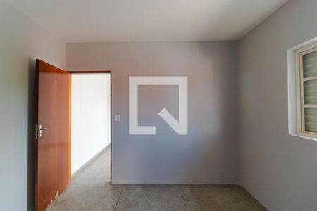 Casa para alugar com 90m², 3 quartos e 2 vagasQuarto 01