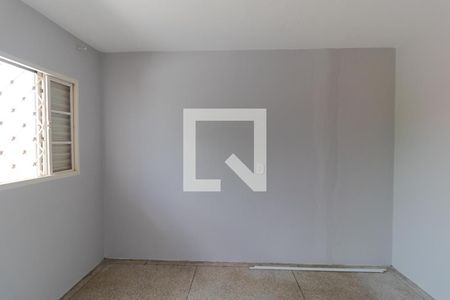 Casa para alugar com 90m², 3 quartos e 2 vagasQuarto 02