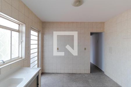 Casa para alugar com 90m², 3 quartos e 2 vagasCozinha