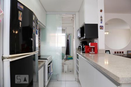 Apartamento à venda com 70m², 2 quartos e 2 vagasCozinha