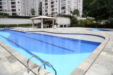 Apartamento à venda com 70m², 2 quartos e 2 vagasÁrea Comum - Piscina