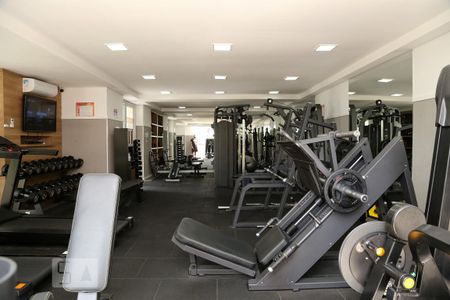 Apartamento à venda com 70m², 2 quartos e 2 vagasÁrea Comum - Academia