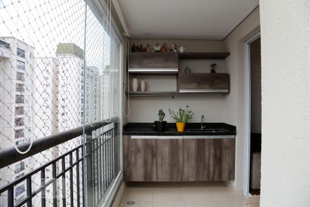 Apartamento à venda com 70m², 2 quartos e 2 vagasVaranda da Sala
