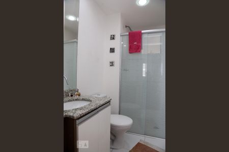Apartamento à venda com 70m², 2 quartos e 2 vagasBanheiro Social 