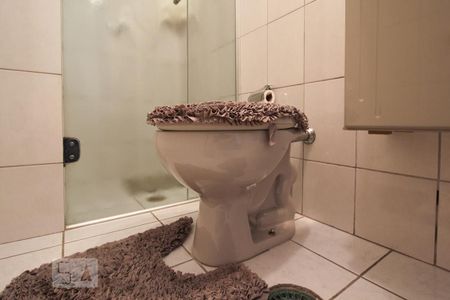 Apartamento à venda com 82m², 3 quartos e 2 vagasBanheiro 