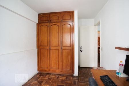 Apartamento à venda com 82m², 3 quartos e 2 vagasQuarto 2