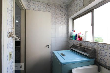 Apartamento à venda com 82m², 3 quartos e 2 vagasÁrea de Serviço 