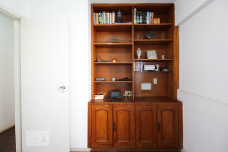 Apartamento à venda com 82m², 3 quartos e 2 vagasQuarto 1 