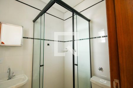 Banheiro de apartamento para alugar com 1 quarto, 30m² em Penha de França, São Paulo