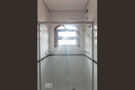 Banheiro da Suíte de casa para alugar com 3 quartos, 175m² em Jordanópolis, São Bernardo do Campo