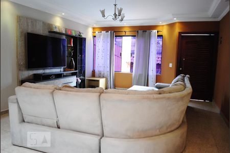 Sala de casa para alugar com 4 quartos, 330m² em Vila Macedópolis, São Paulo