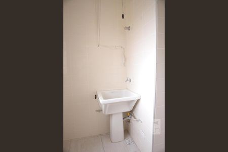 Casa de condomínio à venda com 55m², 2 quartos e 1 vagaÁrea de Serviço