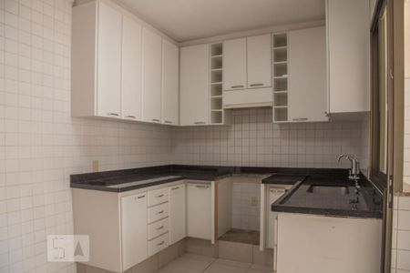 Apartamento para alugar com 120m², 3 quartos e 2 vagasCozinha
