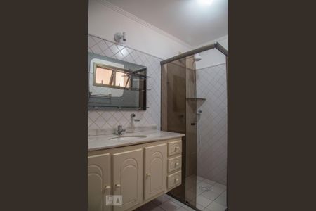 Apartamento para alugar com 120m², 3 quartos e 2 vagasBanheiro da suíte