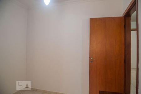 Apartamento para alugar com 120m², 3 quartos e 2 vagasQuarto 2