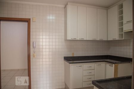 Apartamento para alugar com 120m², 3 quartos e 2 vagasCozinha