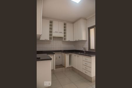 Apartamento para alugar com 120m², 3 quartos e 2 vagasCozinha