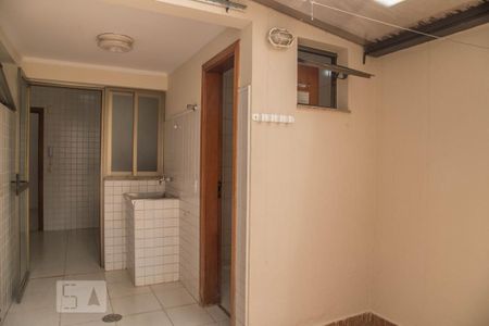 Apartamento para alugar com 120m², 3 quartos e 2 vagasÁrea de serviço