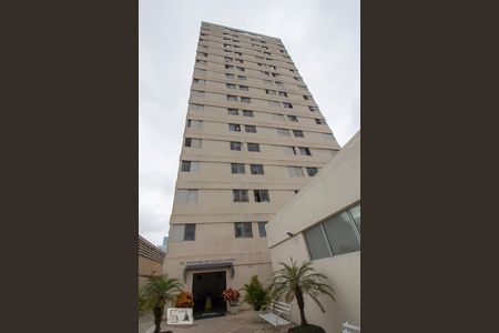 Apartamento à venda com 38m², 1 quarto e 1 vaga Apartamento à venda com 38m², 1 quarto e 1 vagaFachada